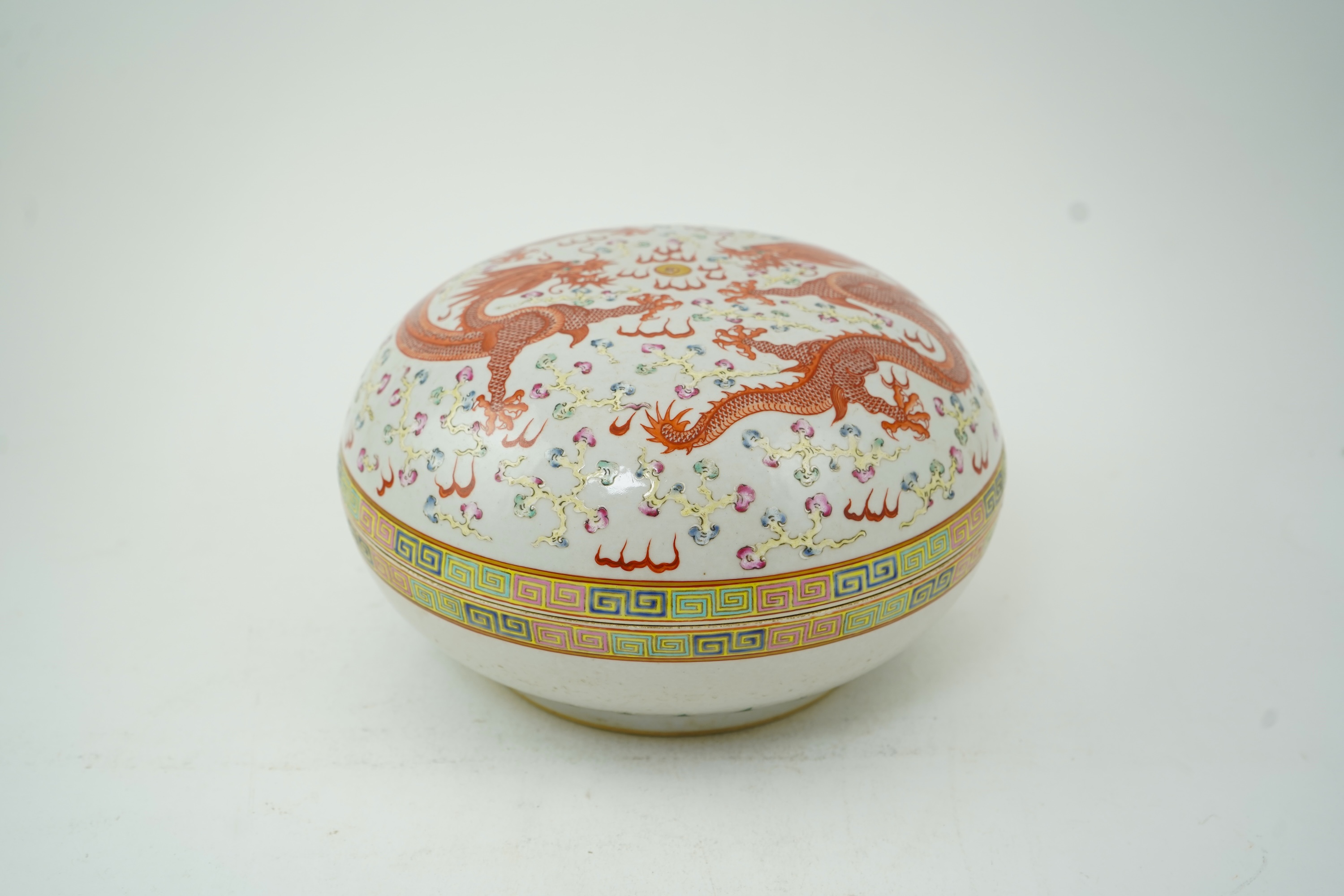 A Chinese enamelled porcelain ‘dragon’ box and cover, Guangxu mark